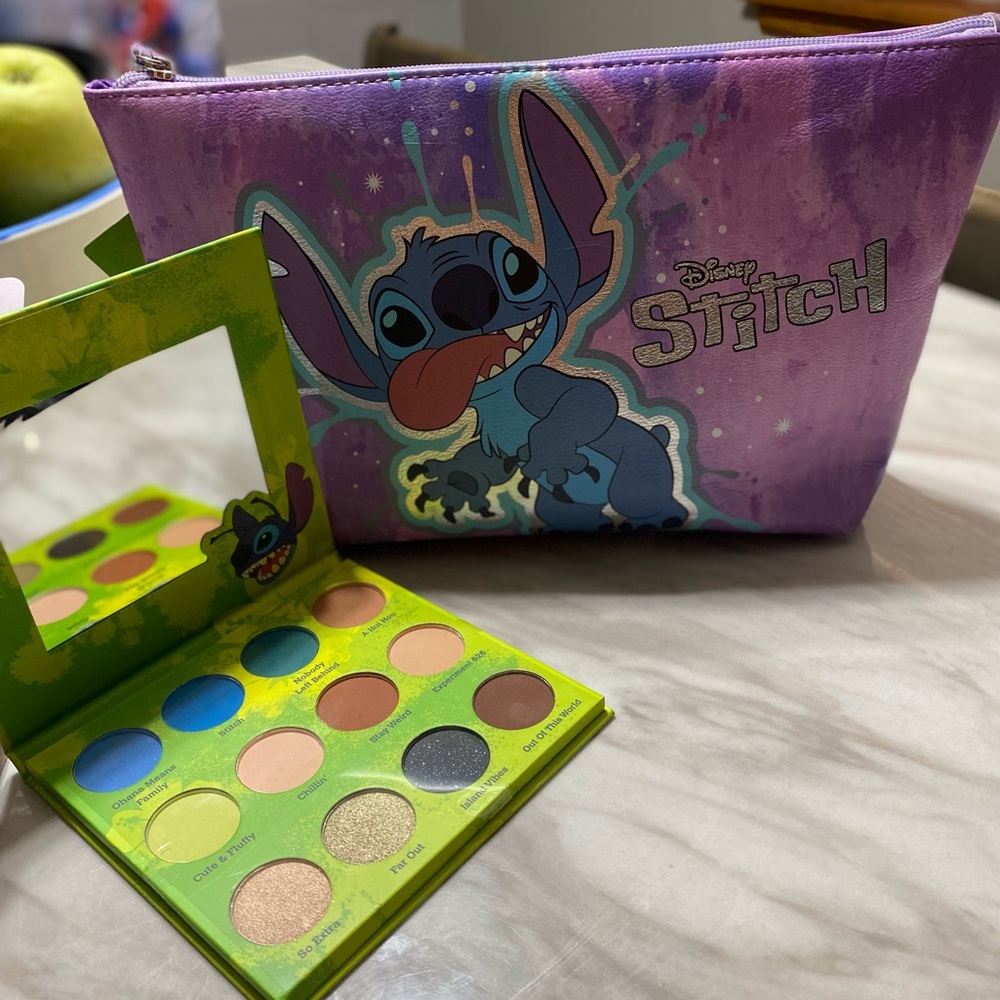Stitch Eyeshadow Palette + Makeup Bag - Picture 2 of 2